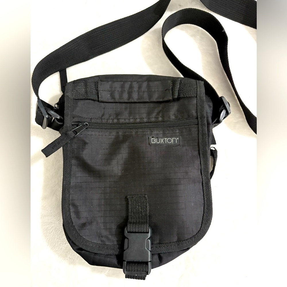 Buxton small Black Bag.